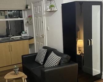 Bvapartments Queensgate 4 - Huddersfield - Living room