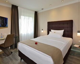 Hotel Haus Kronenthal - Ratingen - Slaapkamer