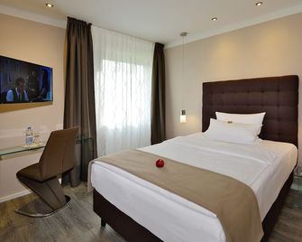 Hotel Haus Kronenthal - Ratingen - Bedroom