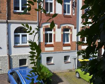 Pension Mahrets Puppenstube - Eisenach - Edificio