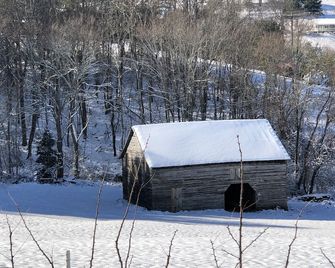 Relax In A Peaceful Country Home In The Blue Ridge Mountains. Enjoy Local Events - Sparta - Servicio de la propiedad