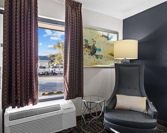 Garnet Inn & Suites, Morehead City near Atlantic Beach - Morehead City