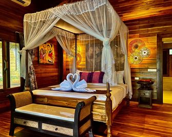 Viking Nature Resort - Ko Phi Phi
