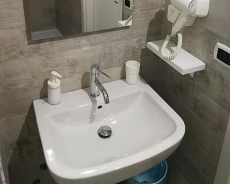 B&B Crispino - Belvedere Marittimo - Bathroom