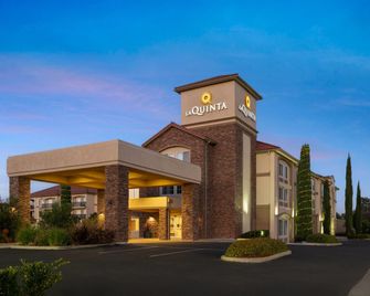 La Quinta Inn & Suites by Wyndham Paso Robles - El Paso de Robles - Edificio