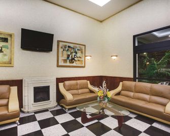 La Quinta Inn by Queens (New York City) - Queens - Lobby