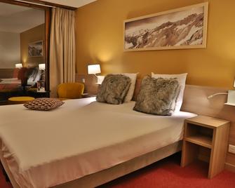 Sowell Hotels Mont Blanc Et Spa - Saint-Gervais-les-Bains - Bedroom