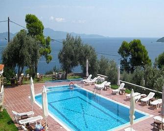 Agnadi Hotel - Katsaros - Басейн