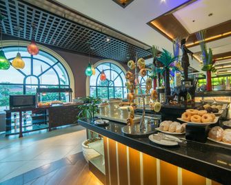 Waterfront Airport Hotel And Casino - Lapu-Lapu City - Buffet
