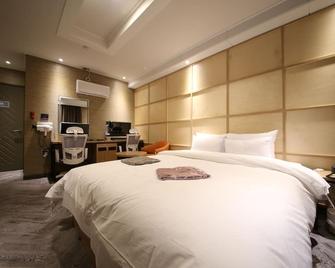 Brown Dot Hotel Cheonan - Cheonan - Habitación