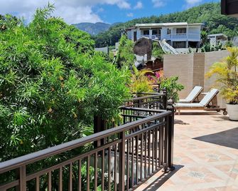 Chez Lorna 3 Nights Or Plus - Victoria - Balcony