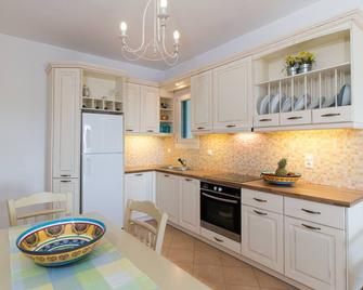 9 Muses Naxos Beach hotel - Kastraki - Keuken