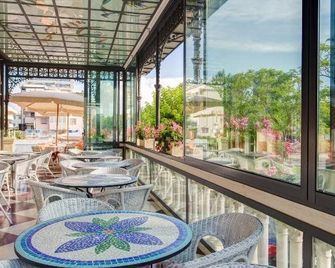 Hotel Atlantica - سسيناتيكو - شرفة