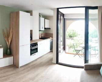 Séjour de Rêve à La Grande Motte - La Grande-Motte - Living room