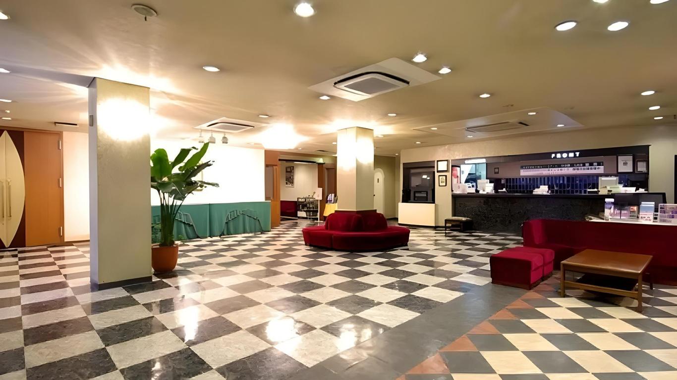 Leo Plaza Hotel