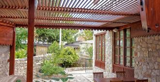 Boutique Hotel Old Town Mostar - Mostar - Patio