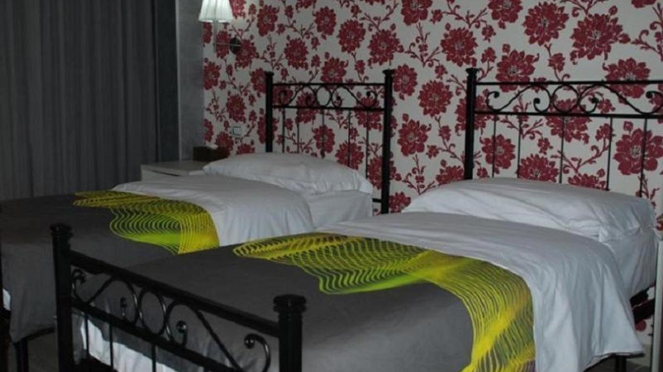 Rome Orange Inn