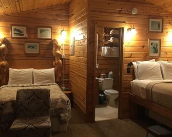Earthsong Lodge - Healy - Schlafzimmer