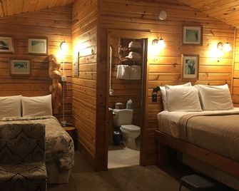 Earthsong Lodge - Healy - Schlafzimmer