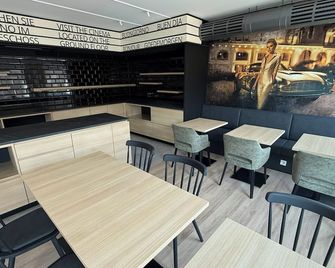 Cinema City Hotel Europaplatz Karlsruhe - Brand New Boutique Hotel 2025 - - Καρλσρούη - Εστιατόριο