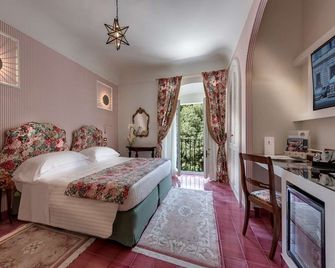 Augustus Hotel & Resort - Forte dei Marmi - Sovrum