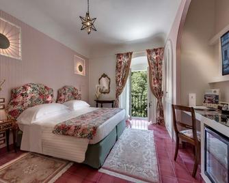Augustus Hotel & Resort - פורטה די מארמי - חדר שינה