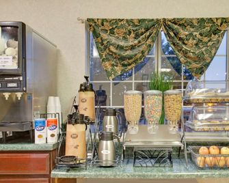 Microtel Inn & Suites by Wyndham Murfreesboro - Murfreesboro - Açık büfe