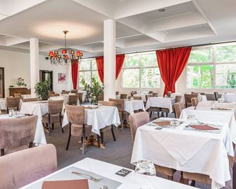 Auberge de Jeunesse HI Brides-les-Bains - Brides-les-Bains - Restaurace