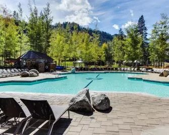 Resort at Squaw Creek's 521 & 523 - Olympic Valley - Pool