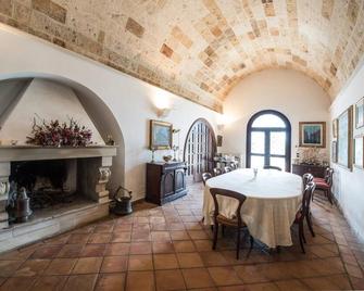 La Foresteria dell'Astore - Cutrofiano - Comedor