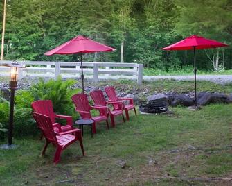 Harkness Brook Inn - Rockport - Patio