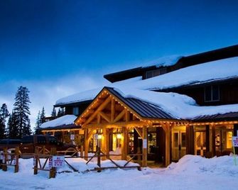 Togwotee Mountain Lodge - Moran - Building