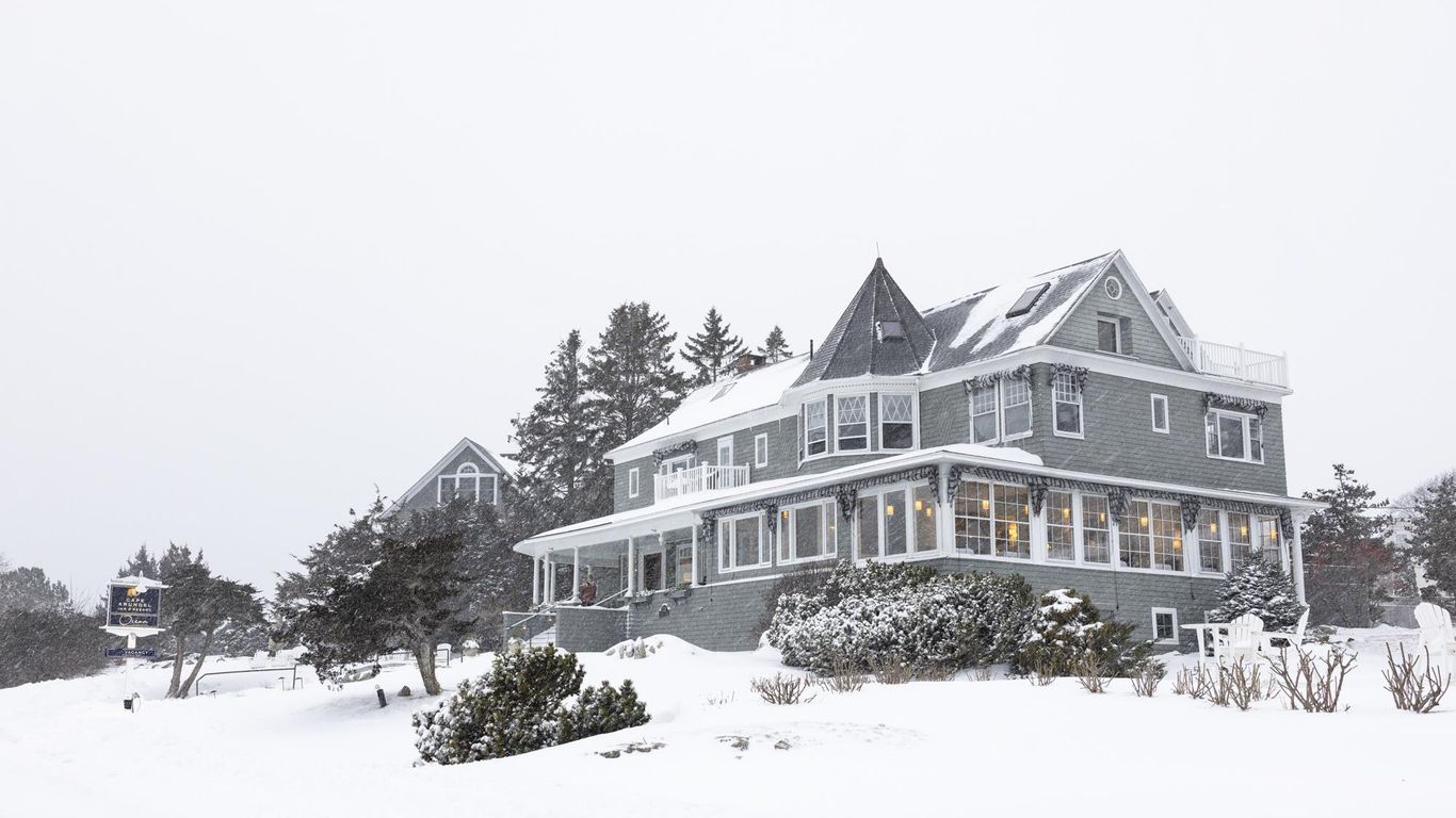 Cape Arundel Inn & Resort