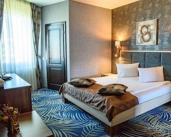 Hotel Stefani - Sibiu - Bedroom