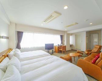 Smile Hotel Sakurambo Higashine - Higashine - Bedroom