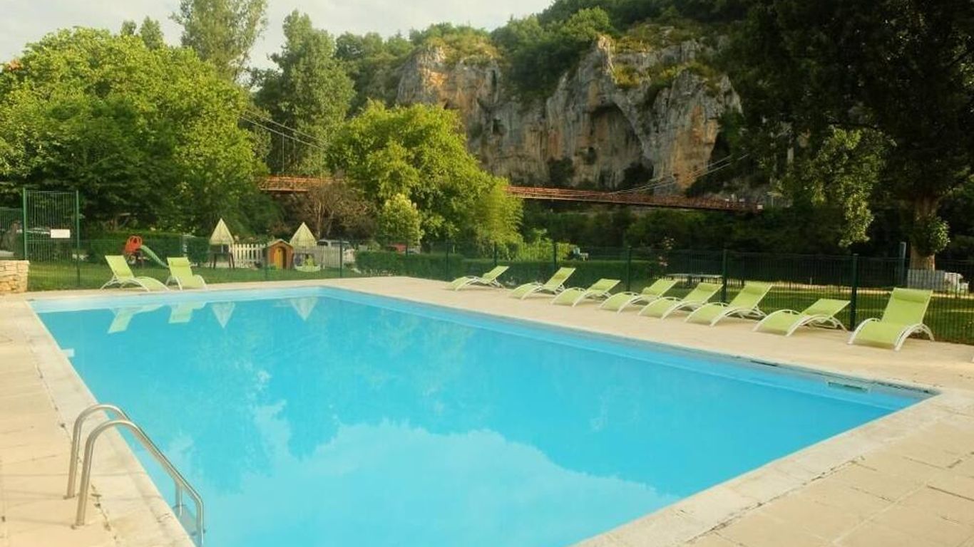 Hôtel Restaurant Les Falaises