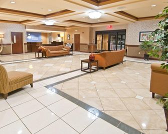 Holiday Inn Express & Suites Biloxi- Ocean Springs By IHG - Ocean Springs - Lobby