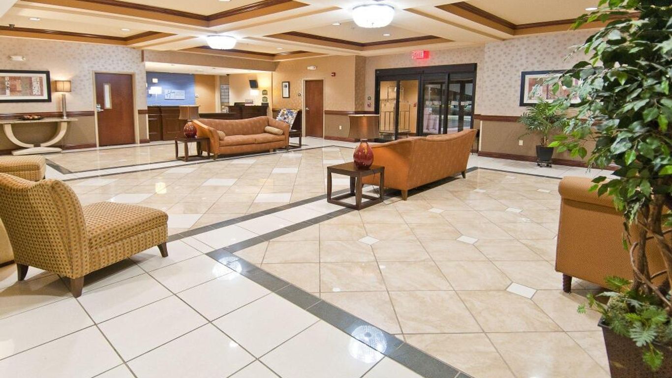 Holiday Inn Express & Suites Biloxi- Ocean Springs By IHG