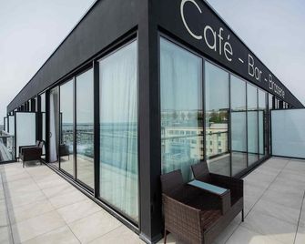 Le Barracuda & Spa, Centre Port, pieds dans l'eau, vue mer - Brest - Balcony