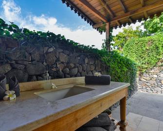 Sumberkima Hill Private Villa Retreat - Gerokgak