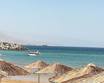 Contemporary 2 bedroom apt 5 min walk from Kissamos center - Kissamos