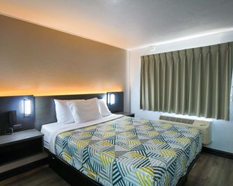 Motel 6-Sacramento, Ca - Central - סקרמנטו - חדר שינה