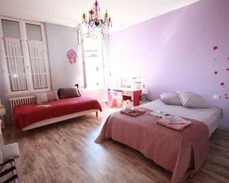 La Belle Etoile - Saintes - Schlafzimmer