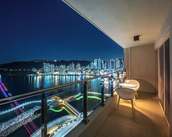 Elmomento Songdo - Busan - Balkon
