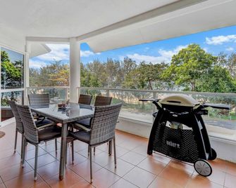 Ulysses 10 - Mission Beach - Balkón