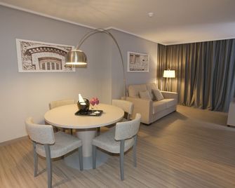 B&b Hotel Cartagena Cartagonova - Cartagena