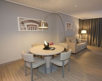 B&b Hotel Cartagena Cartagonova - Cartagena