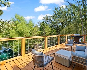 Impressive Unique Castle Dome with Spectacular Panoramic Views and Stunning Design in Elgin, Texas - Elgin - Balcón