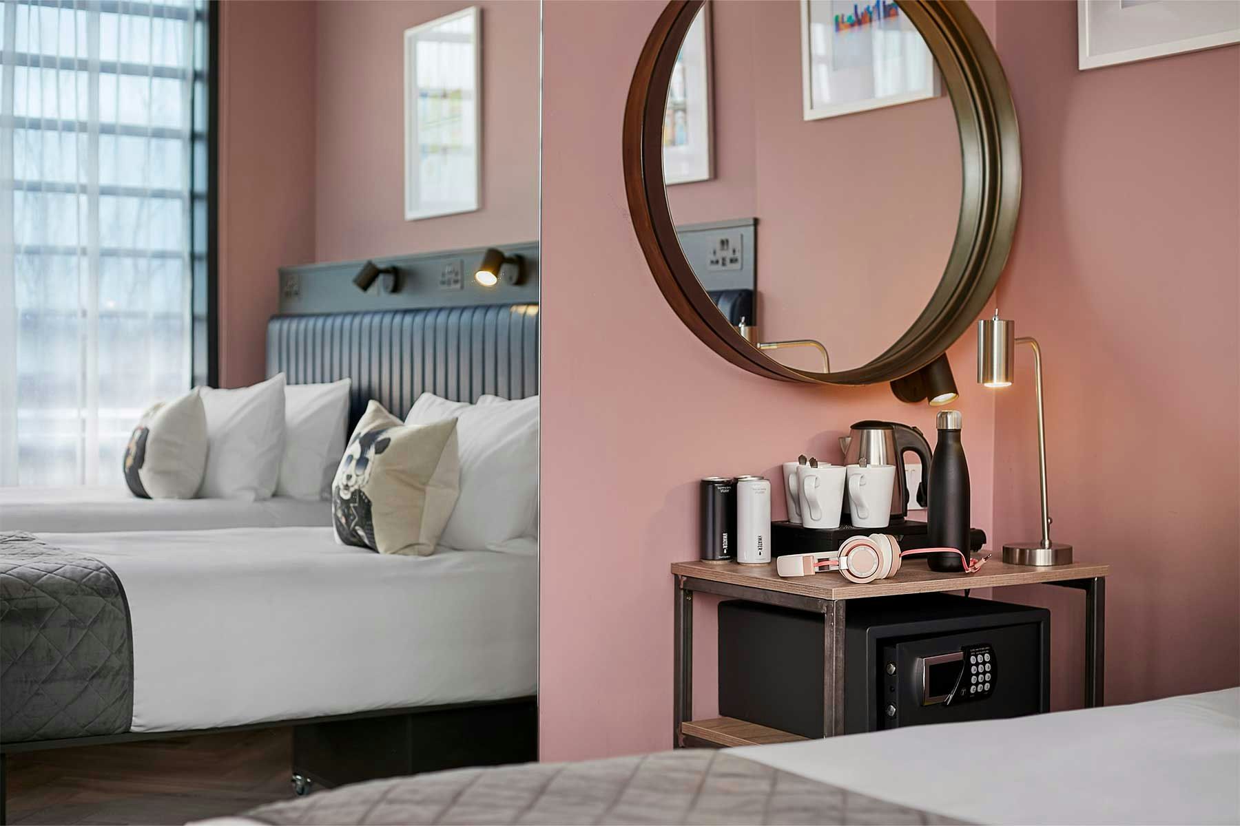 دوبلين وان هوتل - دبلن - غرفة نوم