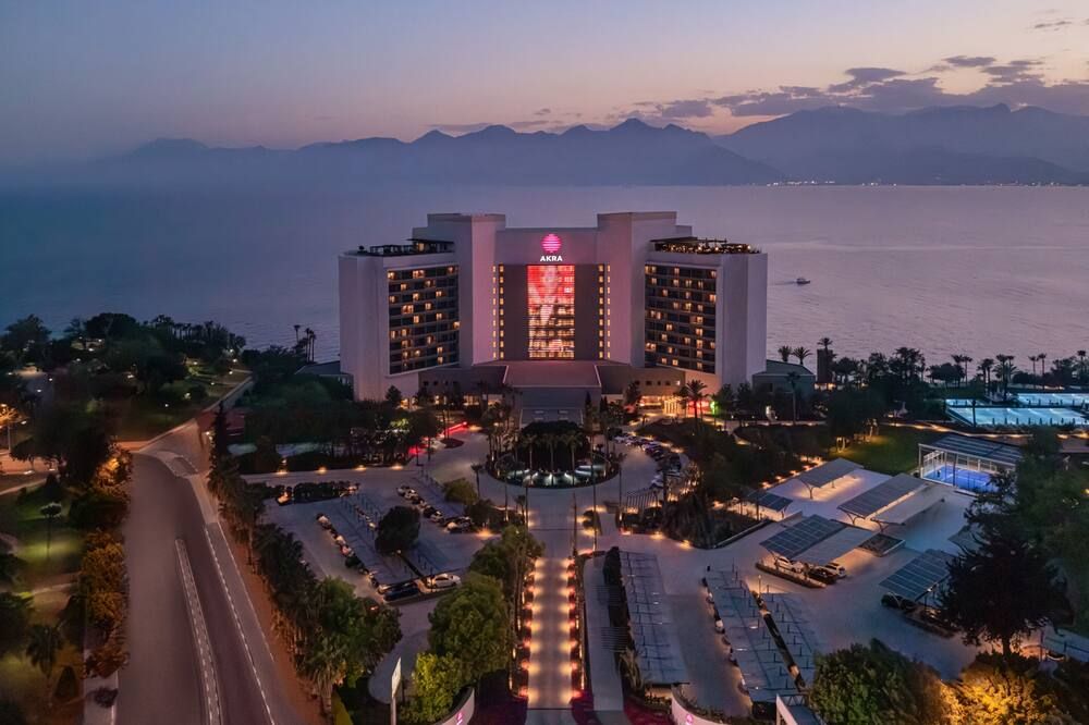 Akra Antalya - אנטליה - בריכה